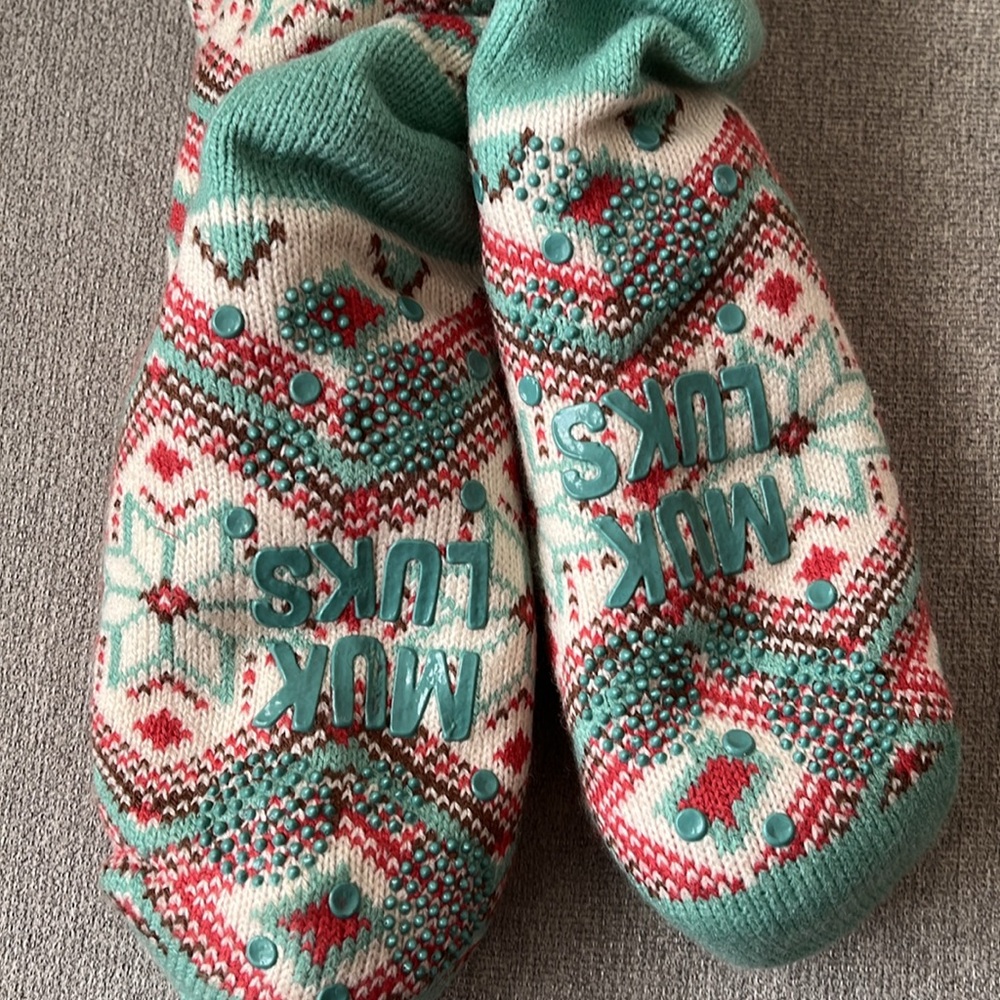 MUK LUKS CABIN SOCKS - Picture 4 of 7